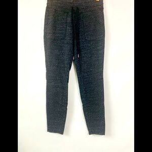 Calla by Carrie Underwood Gray Joggers Size M